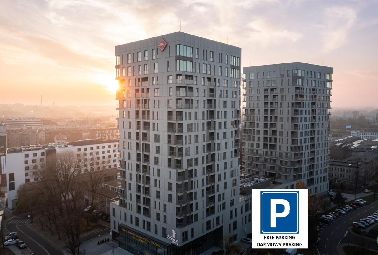 Sokolska 30 Towers: Luxe Apartments with Panoramic Views Katowice Exterior photo