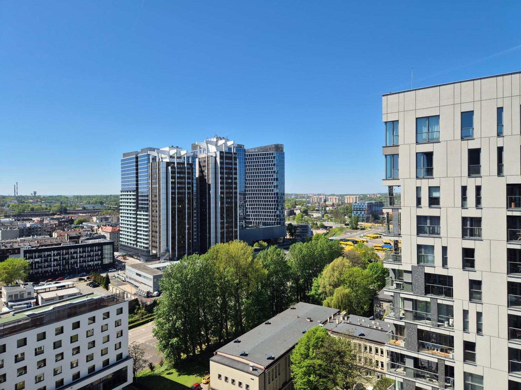 Sokolska 30 Towers: Luxe Apartments with Panoramic Views Katowice Exterior photo